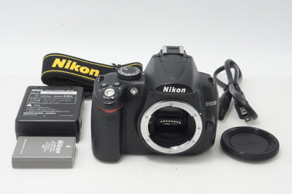 美品 Nikon ニコン D5000 ボディ デジタル一眼レフカメラ 260817b