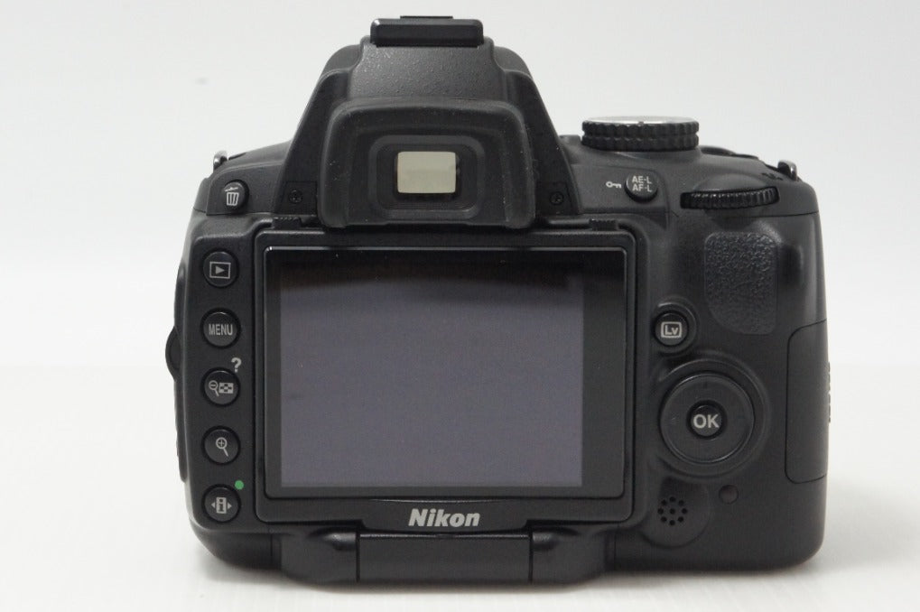 美品 Nikon ニコン D5000 ボディ デジタル一眼レフカメラ 260817b