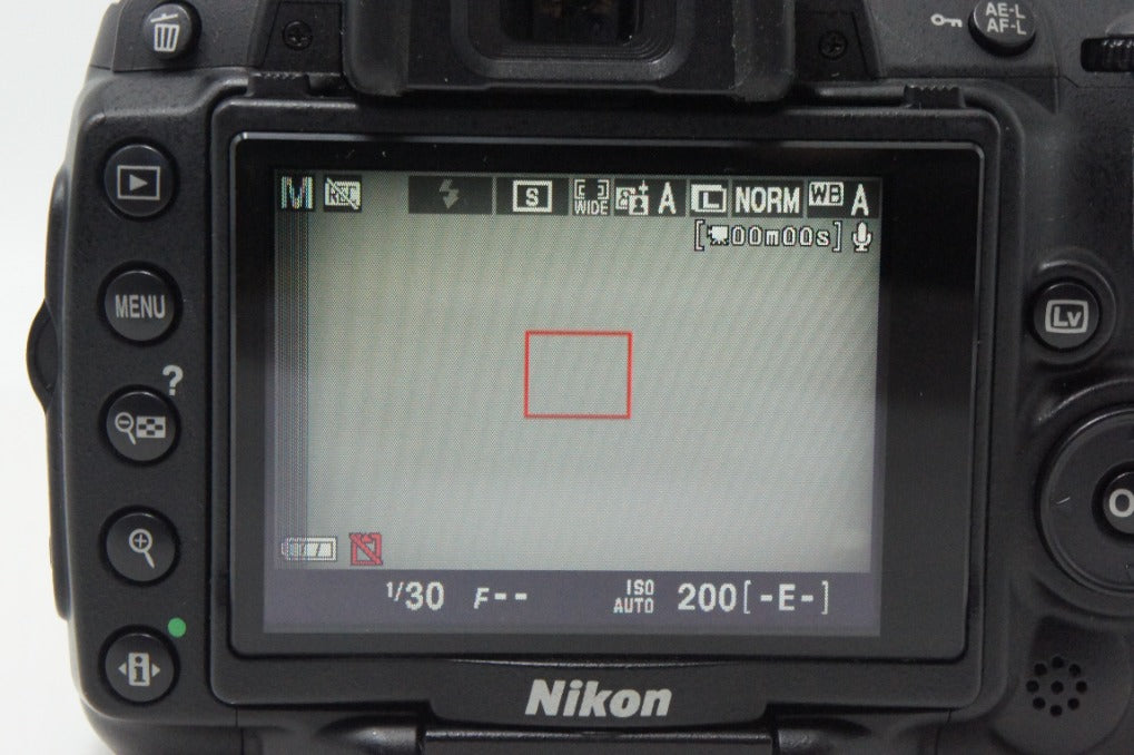 美品 Nikon ニコン D5000 ボディ デジタル一眼レフカメラ 260817b