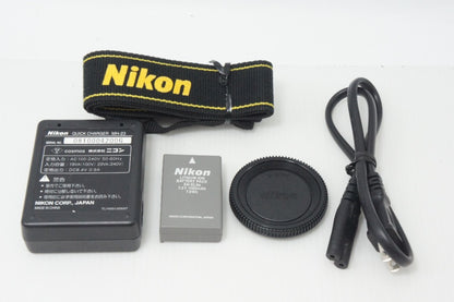 美品 Nikon ニコン D5000 ボディ デジタル一眼レフカメラ 260817b