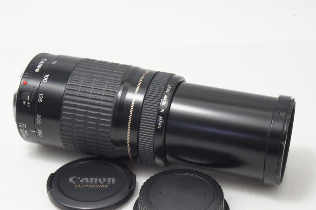 良品 Canon キヤノン EF 75-300mm F4-5.6 USM ブラック EFマウント フルサイズ ズームレンズ 260820b