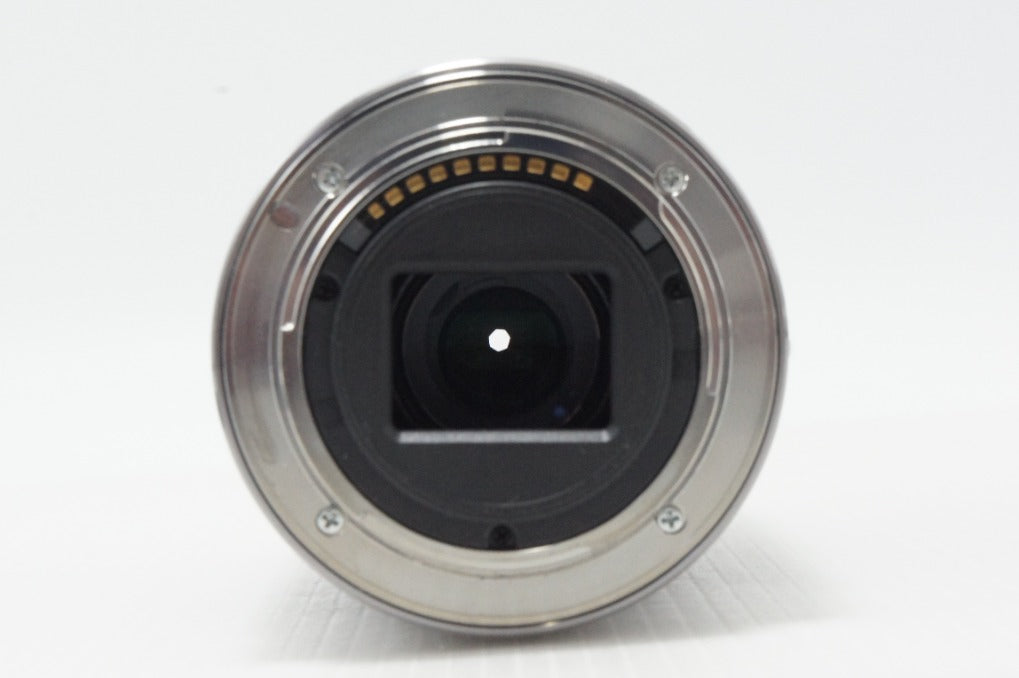 SONYソニー E 55-210mm F4.5-6.3 OSS SEL55210 Eマウント APS-C ズームレンズ シルバー 260825ad
