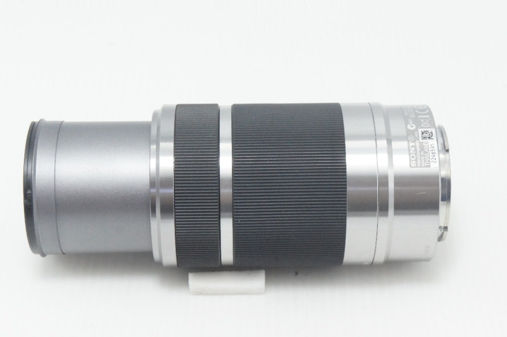 SONYソニー E 55-210mm F4.5-6.3 OSS SEL55210 Eマウント APS-C ズームレンズ シルバー 260825ad