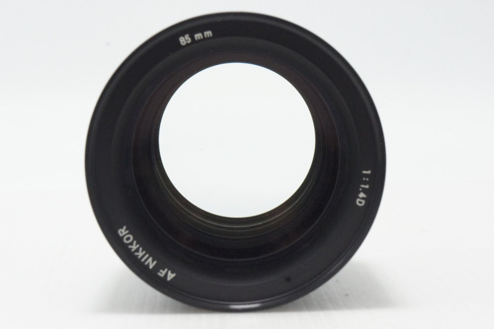 良品 Nikon ニコン AI AF NIKKOR 85mm F1.4D IF 単焦点レンズ 260825w