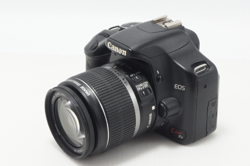 良品 Canon キヤノン EOS Kiss X2 レンズキット (EF-S 18-55mm F3.5-5.6 IS) デジタル一眼レフカメラ 260826i