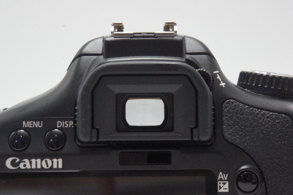 良品 Canon キヤノン EOS Kiss X2 レンズキット (EF-S 18-55mm F3.5-5.6 IS) デジタル一眼レフカメラ 260826i