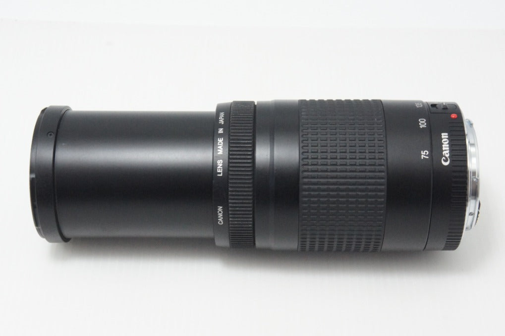 良品 Canon キヤノン EF 75-300mm F4-5.6 II フルサイズ ズームレンズ 260828f