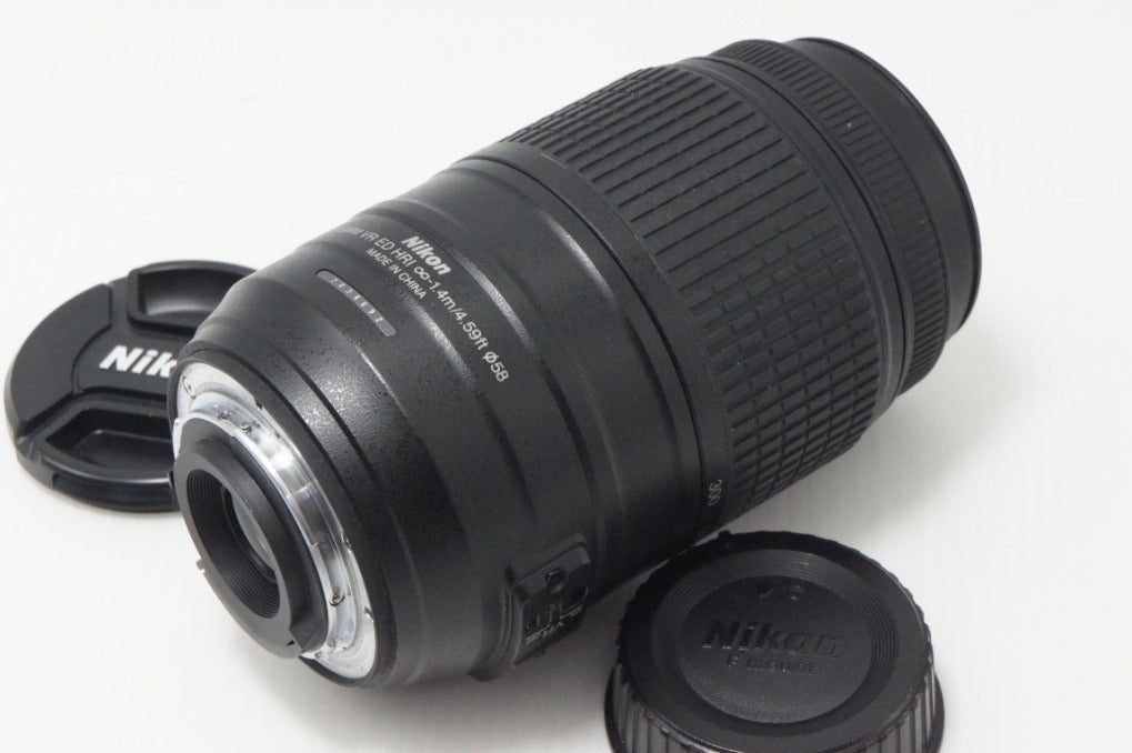 美品 Nikon ニコン AF-S DX NIKKOR 55-300mm F4.5-5.6G ED VR Fマウント ズームレンズ ブラック フード ポーチ付 260831a