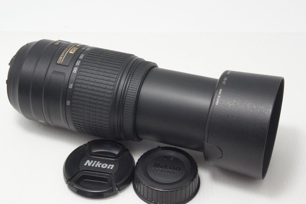 美品 Nikon ニコン AF-S DX NIKKOR 55-300mm F4.5-5.6G ED VR Fマウント ズームレンズ ブラック フード ポーチ付 260831a