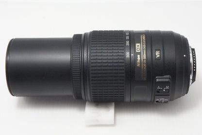 美品 Nikon ニコン AF-S DX NIKKOR 55-300mm F4.5-5.6G ED VR Fマウント ズームレンズ ブラック フード ポーチ付 260831a