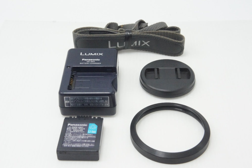 良品 Panasonic パナソニック LUMIX DMC-FZ20 デジタルカメラ ブラック 260831g
