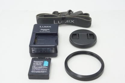 良品 Panasonic パナソニック LUMIX DMC-FZ20 デジタルカメラ ブラック 260831g