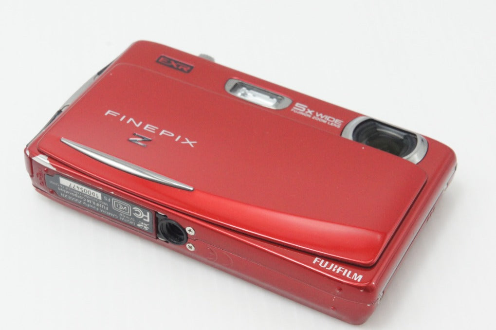 良品 FUJIFILM フジフィルム FinePix Z950EXR コンパクトデジタル