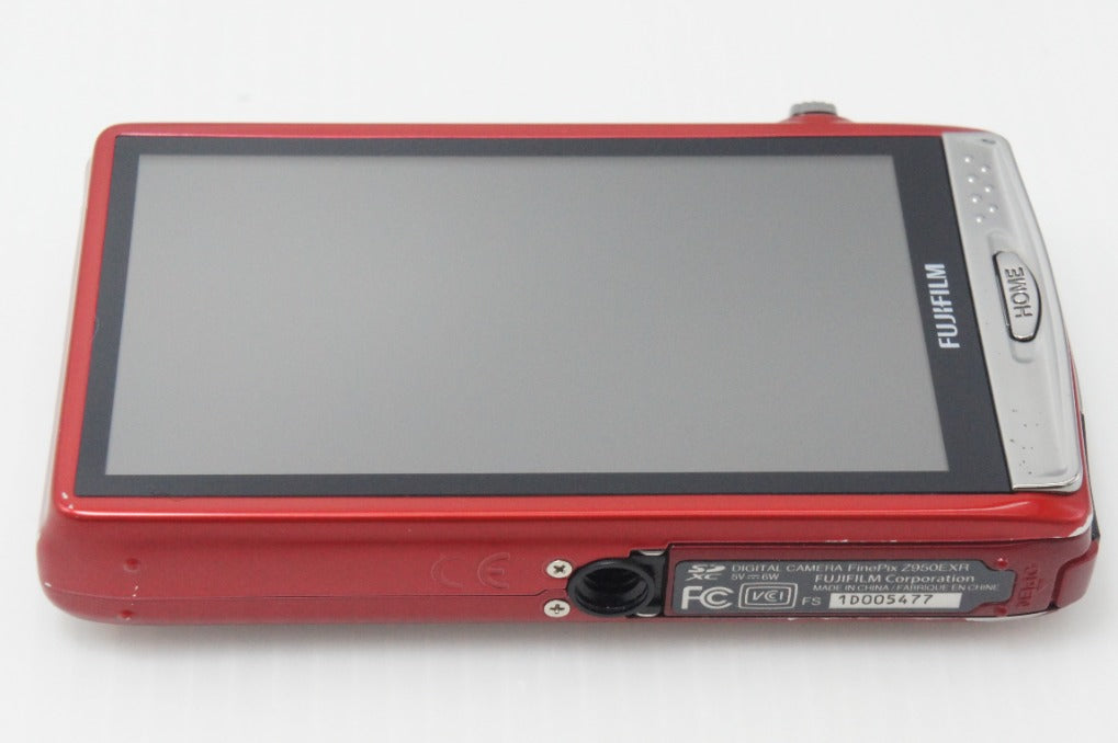 良品 FUJIFILM フジフィルム FinePix Z950EXR コンパクトデジタル
