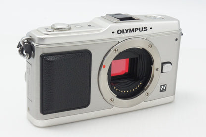 OLYMPUS オリンパス PEN E-P1 ボディ ミラーレス一眼カメラ シルバー 260831x