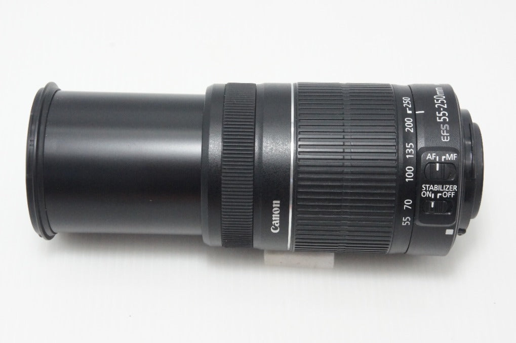 良品 Canon キヤノン EF-S 55-250mm F4-5.6 IS II APS-C ズームレンズ 260902c