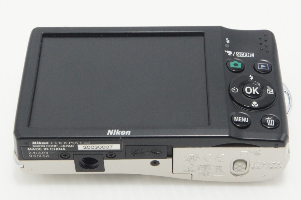 良品 Nikon ニコン COOLPIX L22 コンパクトデジタルカメラ シルバー 260903h