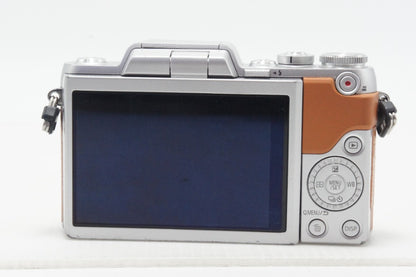 良品 Panasonic パナソニック LUMIX DMC-GF7 ボディ ミラーレス一眼カメラ ブラウン 260903j
