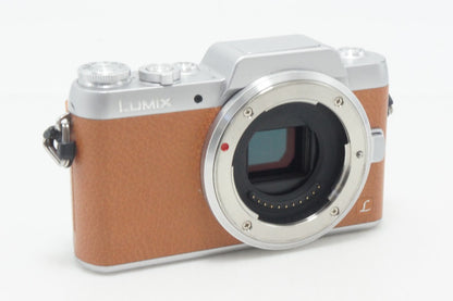 良品 Panasonic パナソニック LUMIX DMC-GF7 ボディ ミラーレス一眼カメラ ブラウン 260903j