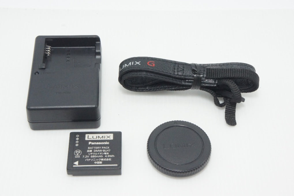良品 Panasonic パナソニック LUMIX DMC-GF7 ボディ ミラーレス一眼カメラ ブラウン 260903j