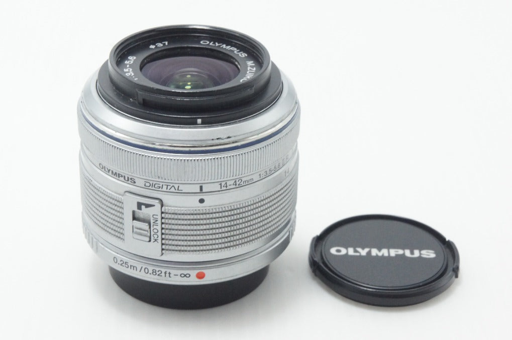 OLYMPUS オリンパス M.ZUIKO DIGITAL 14-42mm F3.5-5.6 II R シルバー マイクロフォーサーズ ズームレンズ 260903r
