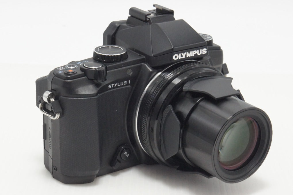 美品 OLYMPUS オリンパス STYLUS 1 コンパクトデジタルカメラ ブラック 260904a