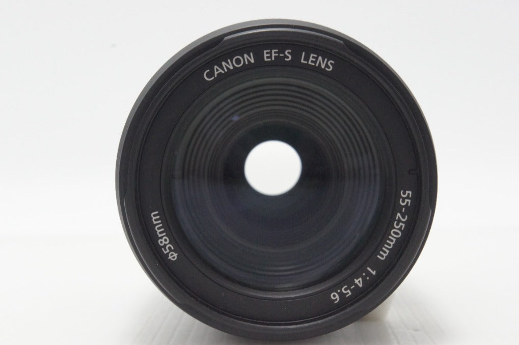 美品 Canon キヤノン EF-S 55-250mm F4-5.6 IS APS-C ズームレンズ 260904k