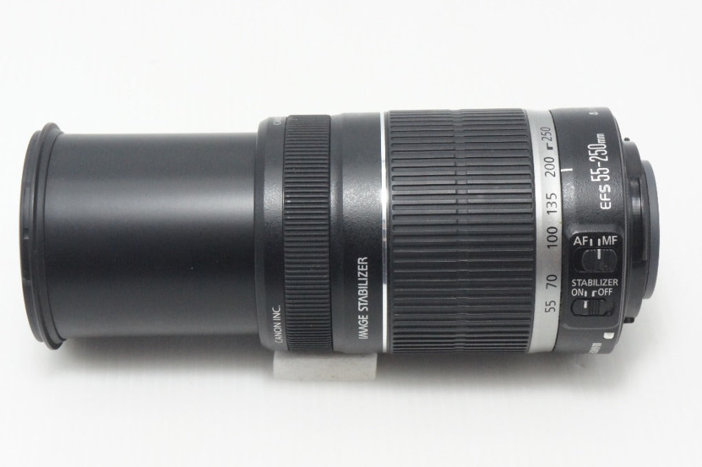 美品 Canon キヤノン EF-S 55-250mm F4-5.6 IS APS-C ズームレンズ 260904k
