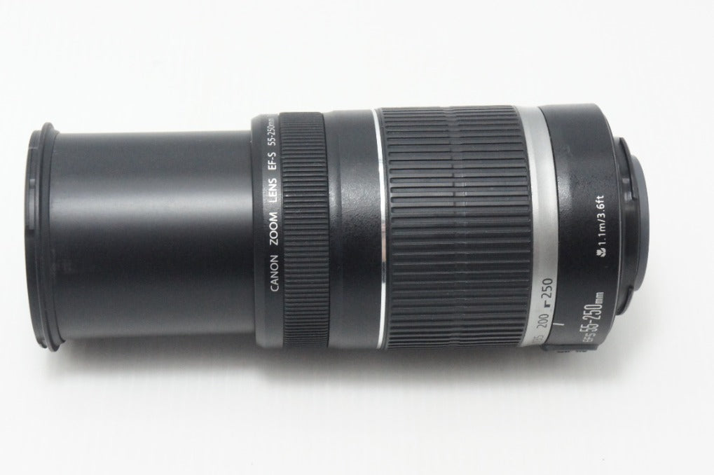 美品 Canon キヤノン EF-S 55-250mm F4-5.6 IS APS-C ズームレンズ 260904k