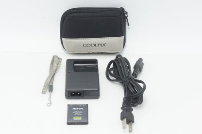Nikon ニコン COOLPIX S500 コンパクトデジタルカメラ シルバー ケース付 260907e