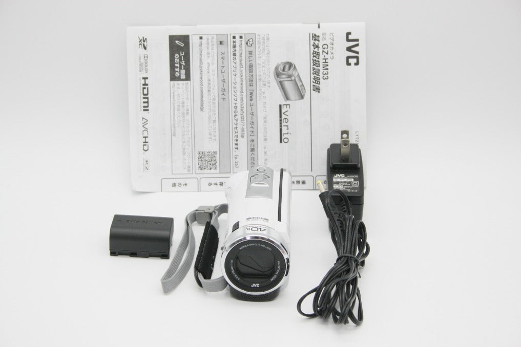 美品 JVC ケンウッド Everio GZ-HM33 デジタルビデオカメラ ホワイト 260910o