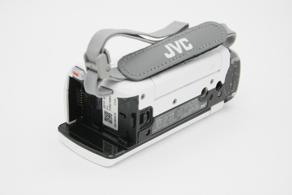 美品 JVC ケンウッド Everio GZ-HM33 デジタルビデオカメラ ホワイト 260910o