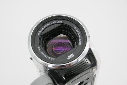 美品 JVC ケンウッド Everio GZ-HM33 デジタルビデオカメラ ホワイト 260910o