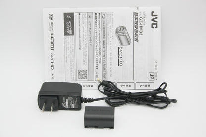 美品 JVC ケンウッド Everio GZ-HM33 デジタルビデオカメラ ホワイト 260910o