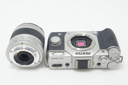 PENTAX ペンタックス Q10 ズームレンズキット 標準ズーム 02 STANDARD ZOOM ミラーレス一眼カメラ シルバー 260916a