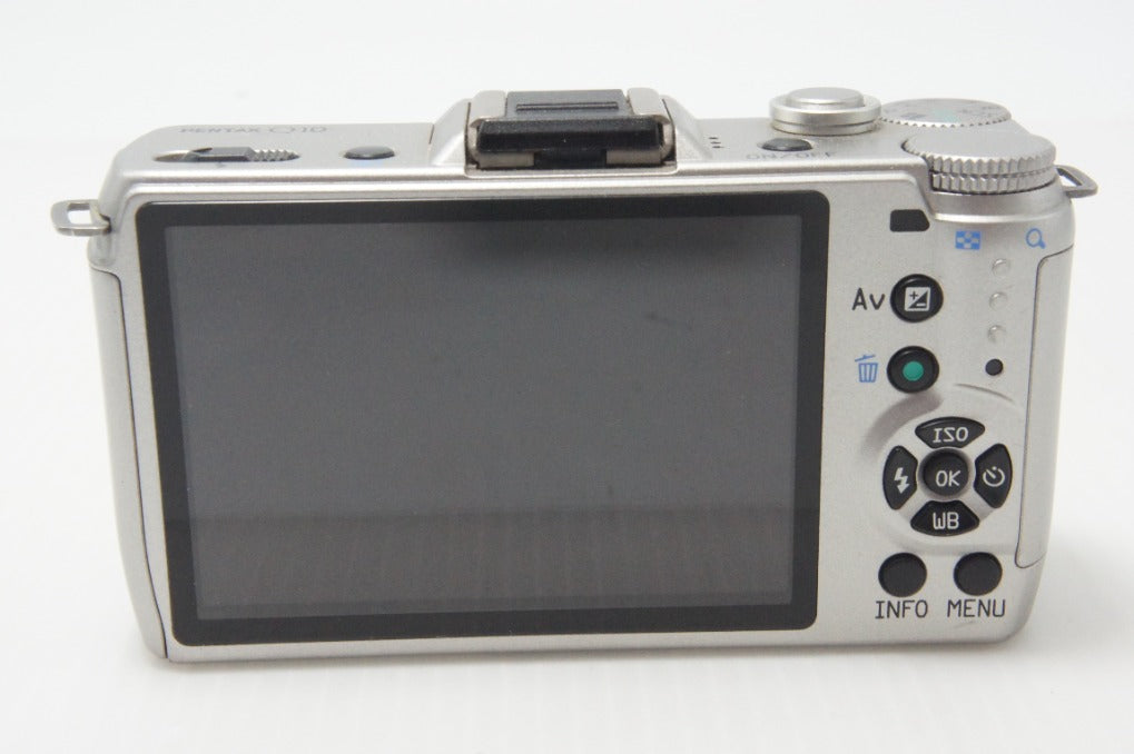 PENTAX ペンタックス Q10 ズームレンズキット 標準ズーム 02 STANDARD ZOOM ミラーレス一眼カメラ シルバー 260916a