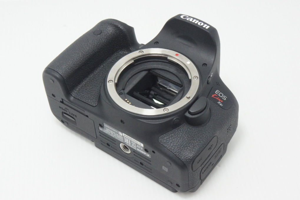 良品 Canon キヤノン EOS Kiss X8i ボディ デジタル一眼レフカメラ 260921h