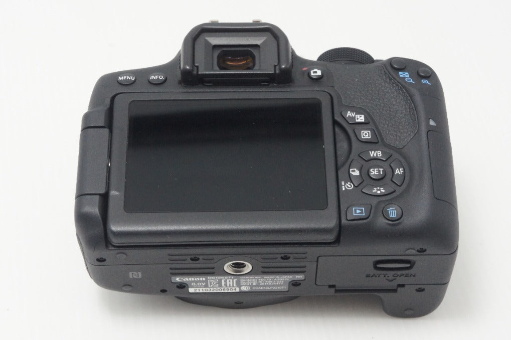 良品 Canon キヤノン EOS Kiss X8i ボディ デジタル一眼レフカメラ 260921h