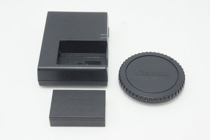良品 Canon キヤノン EOS Kiss X8i ボディ デジタル一眼レフカメラ 260921h