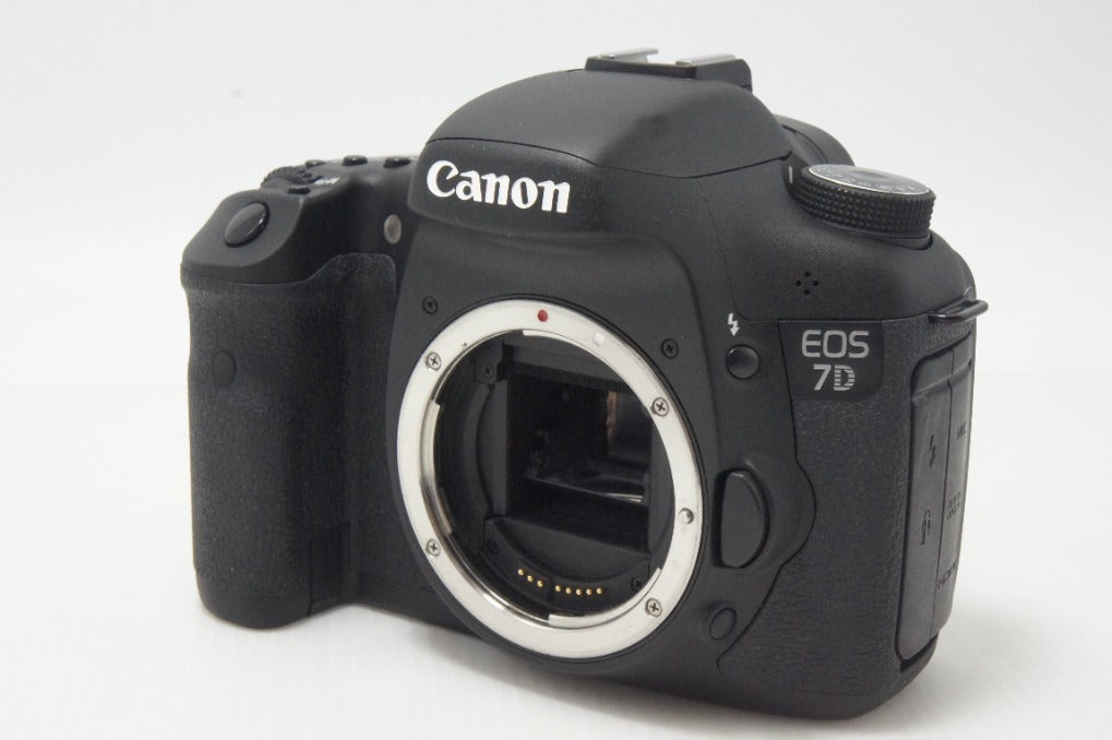 Canon キヤノン EOS 7D ボディ デジタル一眼レフカメラ 261005i