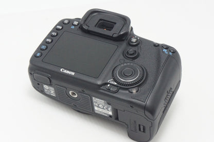 Canon キヤノン EOS 7D ボディ デジタル一眼レフカメラ 261005i