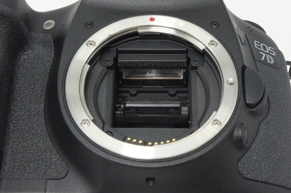 Canon キヤノン EOS 7D ボディ デジタル一眼レフカメラ 261005i