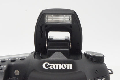 Canon キヤノン EOS 7D ボディ デジタル一眼レフカメラ 261005i
