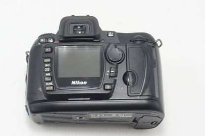 Nikon ニコン D70S ボディ デジタル一眼レフカメラ 261006j