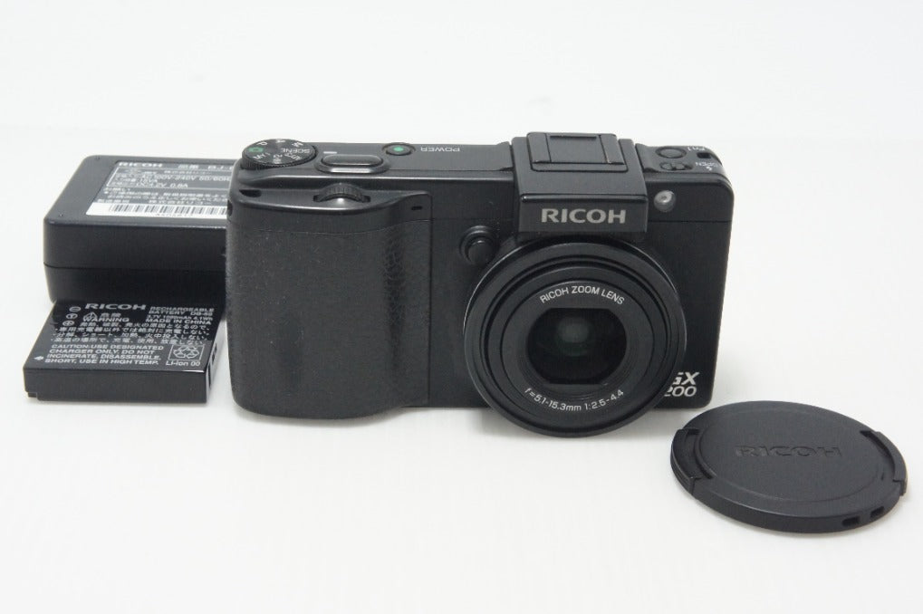 RICOH リコー GX200 コンパクトデジタルカメラ 261009o