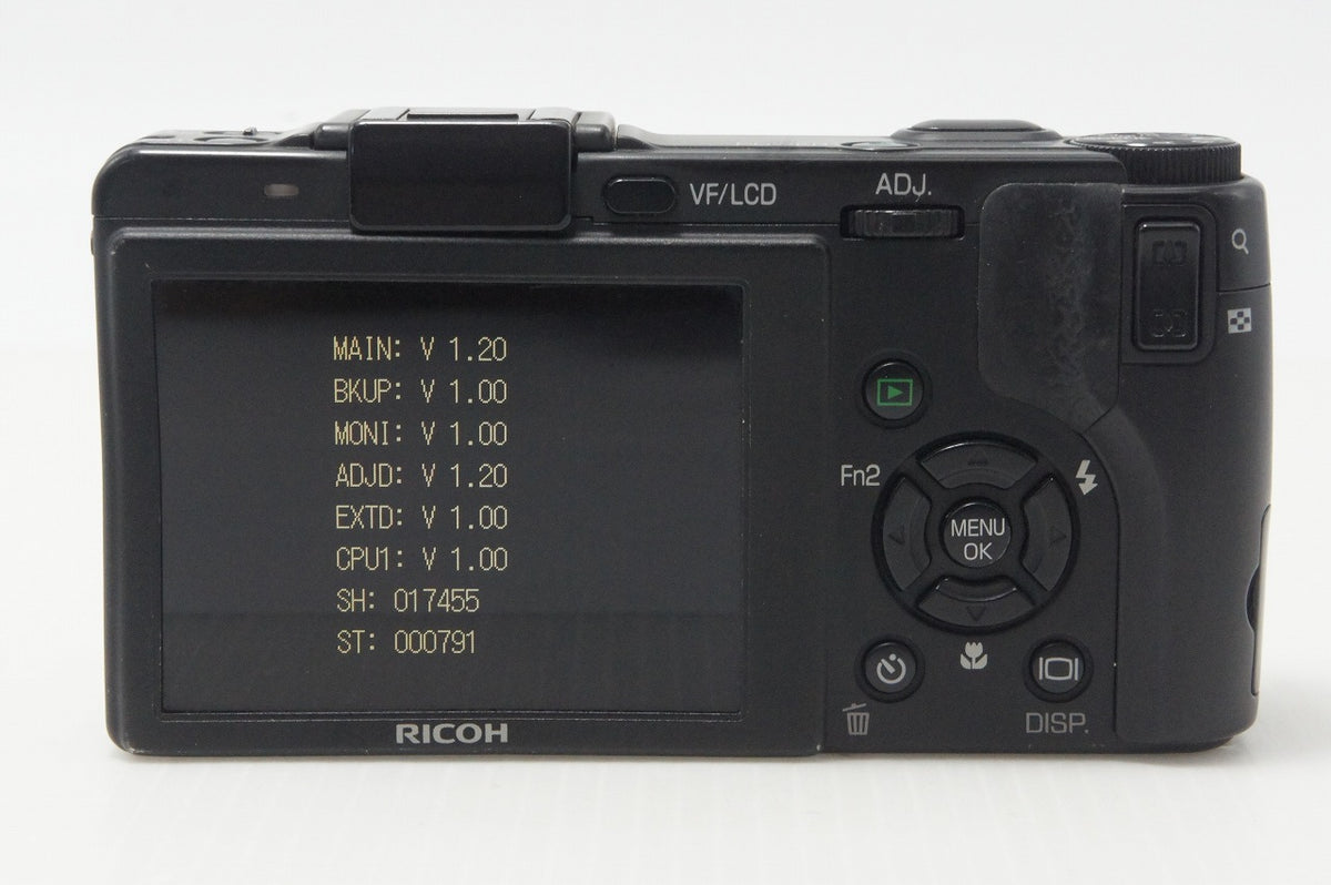 RICOH リコー GX200 コンパクトデジタルカメラ 261009o
