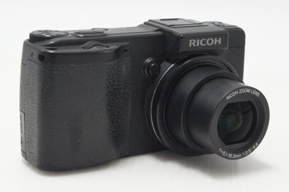 RICOH リコー GX200 コンパクトデジタルカメラ 261009o