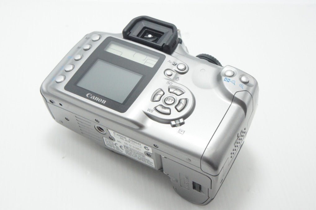 Canon キヤノン EOS Kiss Digital レンズキット (EF-S 18-55mm II USM) デジタル一眼レフカメラ シルバー EFマウント APS-C 261014l