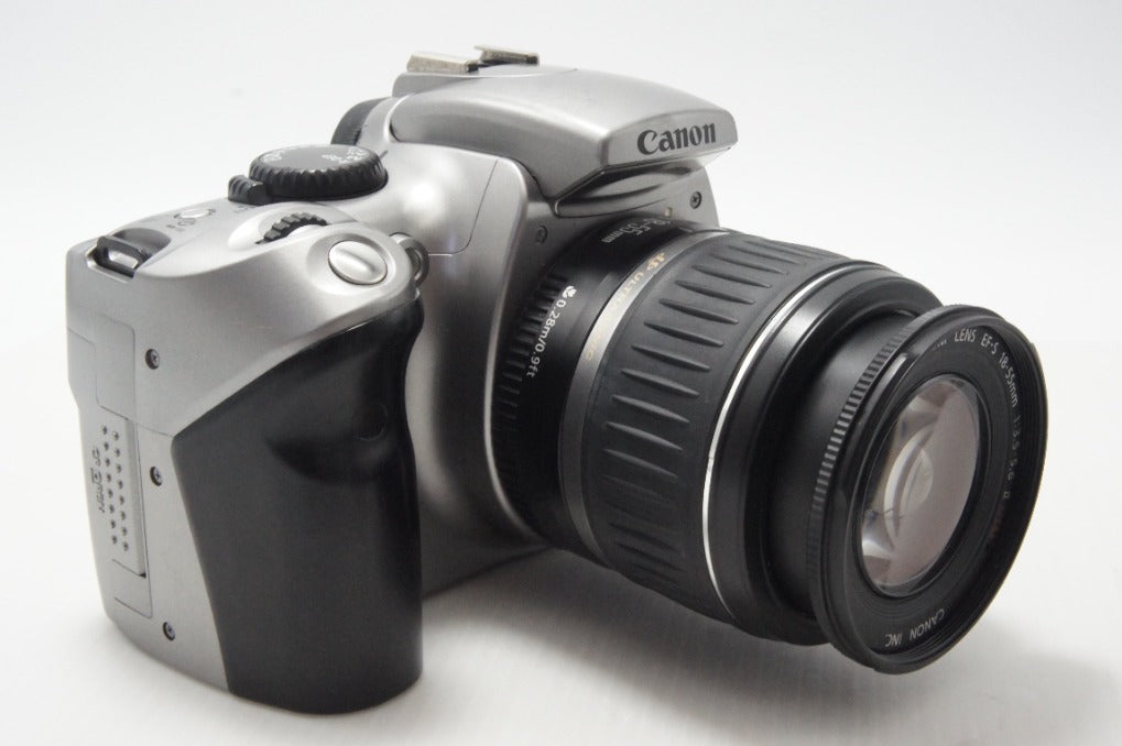 Canon キヤノン EOS Kiss Digital レンズキット (EF-S 18-55mm II USM) デジタル一眼レフカメラ シルバー EFマウント APS-C 261014l