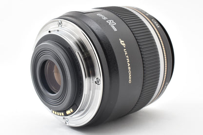 良品 Canon キヤノン EF-S 60mm F2.8 MACRO USM AFレンズ APS-C フード付 260921e